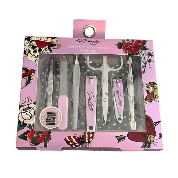 Ed Hardy 7 Piece Women’s Manicure & Pedicure Kit - NWB - Picture 1 of 3